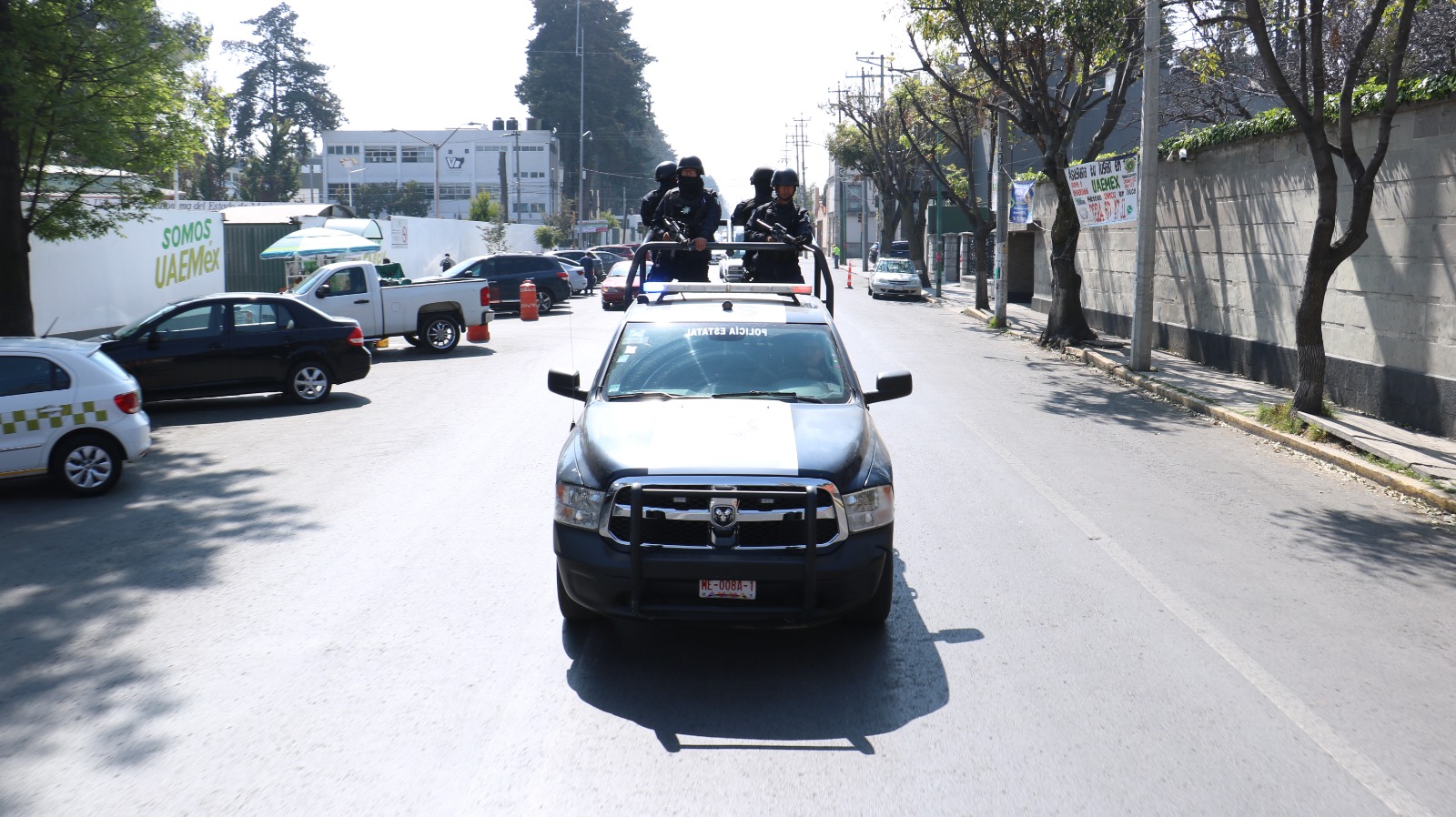 ALUMNO AGREDE CON ARMA DE FUEGO A CONSERGE 