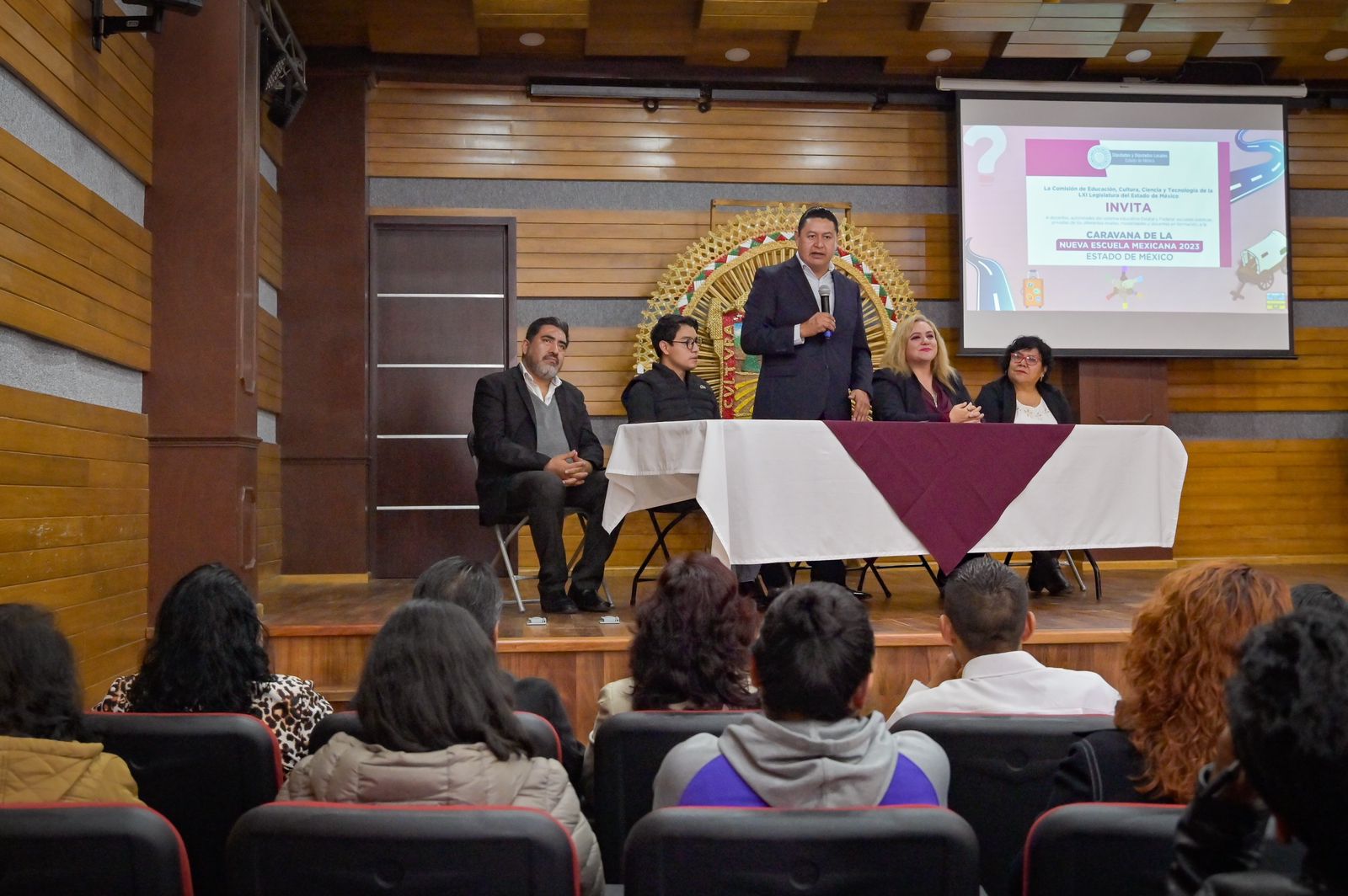 ANALIZAN NUEVA LEY DE EDUCACIÓN EN ESTADO DE MÉXICO 