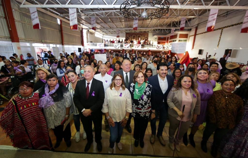 EN IXTAPALUCA LAS MUJERES SE UNEN Y PRESENTAN PROPUESTAS 