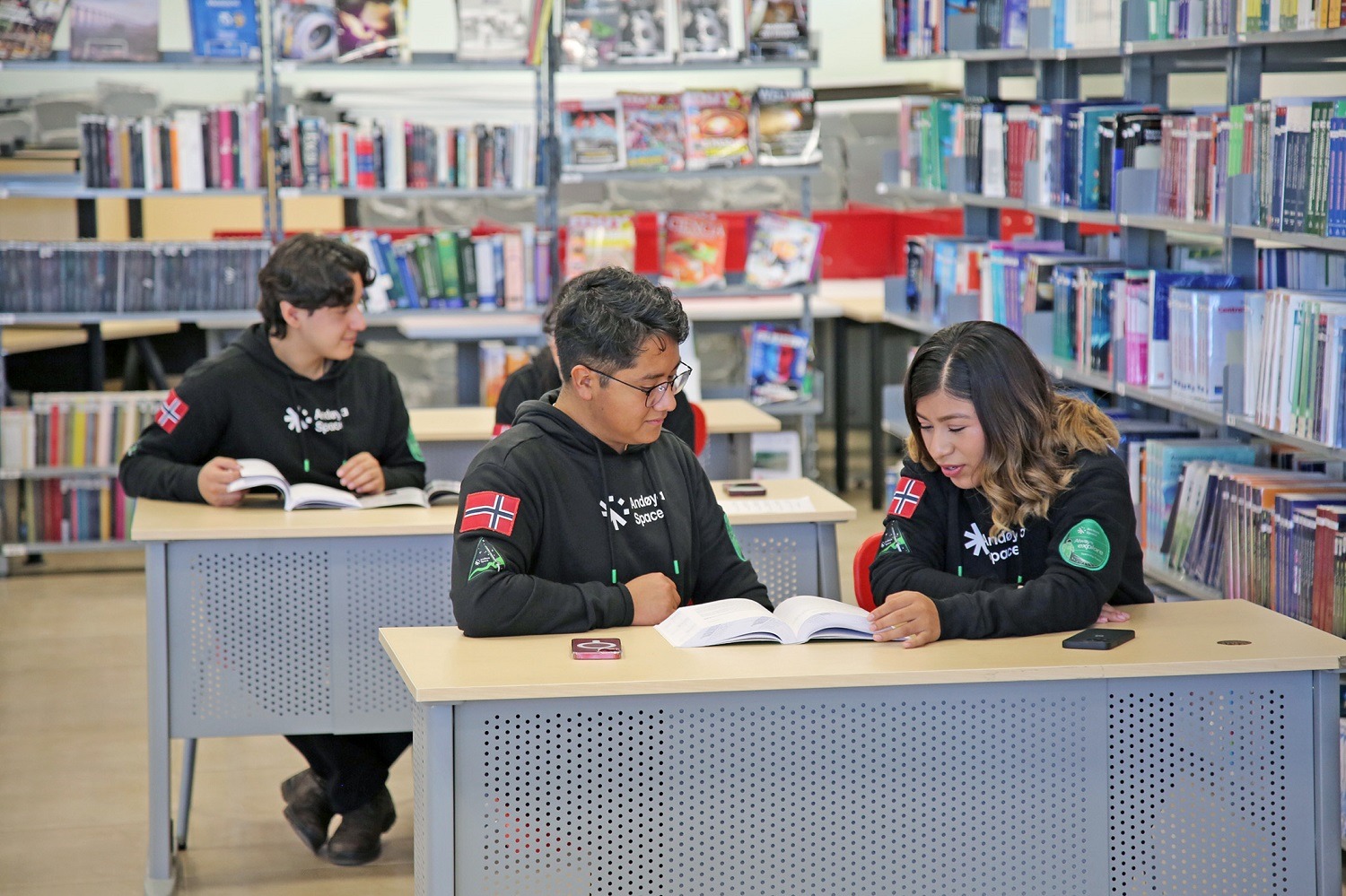 APOYAN A ESTUDIANTES EN INGENIERÍA 